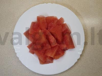 Bananų ir melionų kokteilis Žingsnis 2