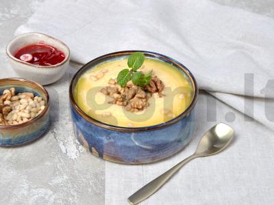 Kukurūzų košė su 1,5 % pieno pagrindine nuotrauka