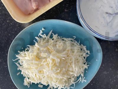 Vištienos suktinukai su džiovintomis slyvomis Žingsnis 3