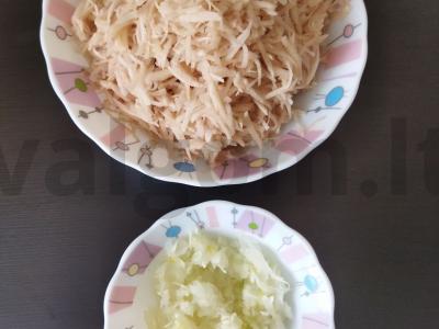 Sotūs bulviniai blynai Žingsnis 1