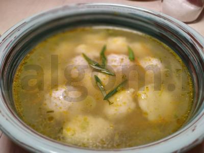 Sriuba su kiaulienos kukuliais ir koldūnais pagrindine nuotrauka