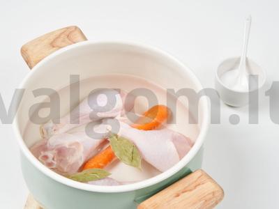 Vištienos biskvitas Žingsnis 1