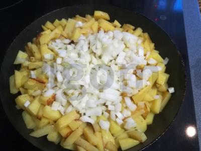 Bulvės su sultingais grybais Žingsnis 2