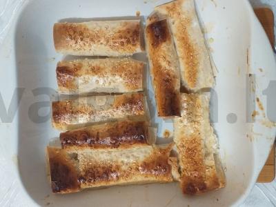 Pita vamzdeliai su varške ir bananais Žingsnis 6