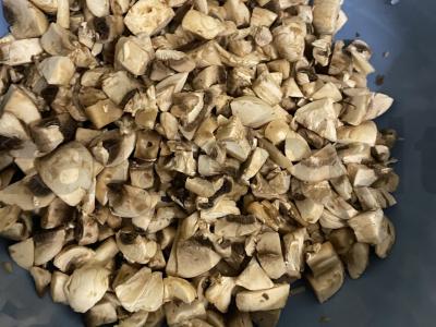 Klasikinis Julienne su prieskoniais Žingsnis 3