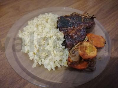 Bulgur su veršiena pagrindine nuotrauka