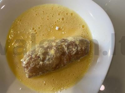 "Cordon bleu" kukurūzų dribsniuose. Žingsnis 7