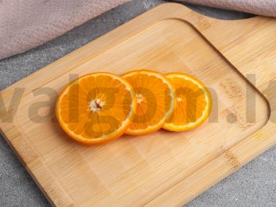 Arbata su raudonaisiais serbentais, mandarinais ir čiobreliais Žingsnis 1