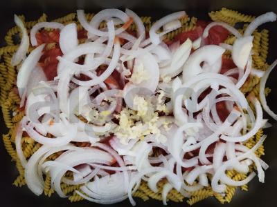 Kepti makaronai su pomidorais ir česnakais Žingsnis 3