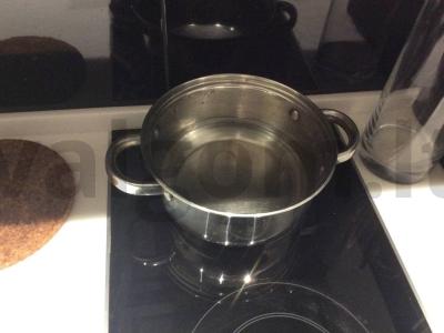 "Carbonara" ant grietinėlės "Rusiškas stilius" Žingsnis 1