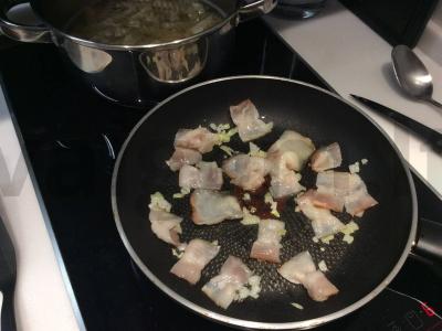 "Carbonara" ant grietinėlės "Rusiškas stilius" Žingsnis 8