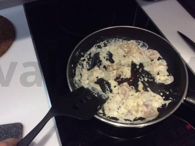 "Carbonara" ant grietinėlės "Rusiškas stilius" Žingsnis 10