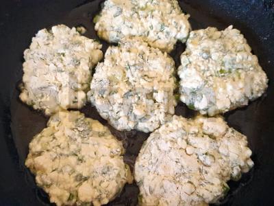 Sūrio pyragaičiai su žolelėmis Žingsnis 6