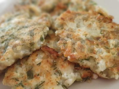 Sūrio pyragaičiai su žolelėmis pagrindine nuotrauka