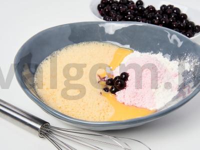 Pyragas iš sausos grietinės su margarinu Žingsnis 1