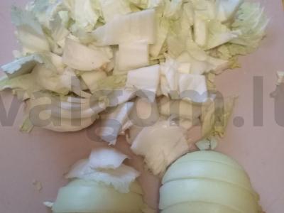 Kalakutienos kolobki su varške ir Pekino kopūstais Žingsnis 1