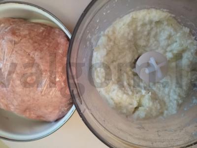 Kalakutienos kolobki su varške ir Pekino kopūstais Žingsnis 3