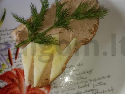 Sveikas sumuštinis su obuoliu ir paštetu Žingsnis 2