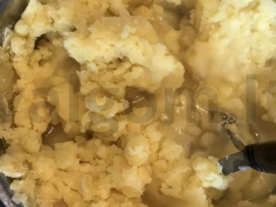 Bulvių košė ant sultinio Žingsnis 3