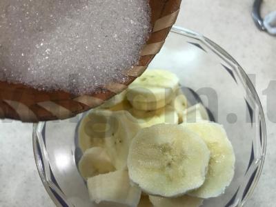 Bananų pyragėlis be kiaušinių Žingsnis 1