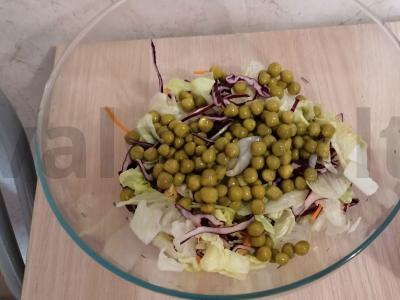 "Fresh" salotos su rūkyta vištienos krūtinėle Žingsnis 2