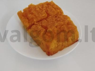 Moliūgų mannikinas ant kefyro su citrinų sirupu pagrindine nuotrauka