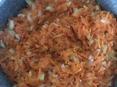 Kiaulienos kepenėlių ir morkų salotos Žingsnis 4