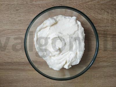 Migdolų miltų keksiukai su grietinėlės ir maskarponės kremu Žingsnis 3