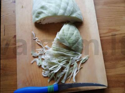 Naminiai rauginti kopūstai sūryme Žingsnis 2