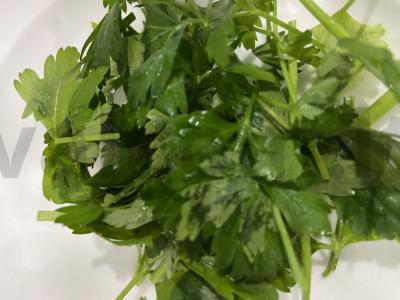 Pupelių ir bryzų salotos Žingsnis 1