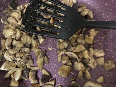 Bulvių košė su grybais multicooker įrenginyje Žingsnis 5