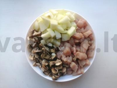 Kepti grybai su grietine Žingsnis 1