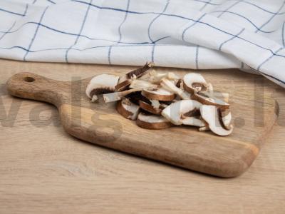 Grikių soba su karališkaisiais grybais, špinatais ir grietinėle Žingsnis 2