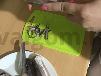 Europinės jūrų lydekos troškinys su ryžiais Žingsnis 1