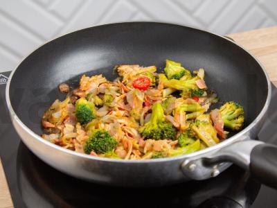 Soba su šonine ir brokoliais Žingsnis 3