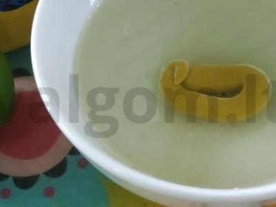 Vasaros daržovių salotos su pikantišku padažu Žingsnis 4