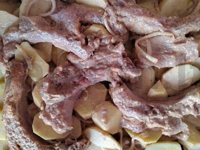 Šonkauliukai su bulvėmis "Apetitiškas" Žingsnis 4