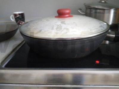 Keptuvėje keptos bulvės su svogūnais Žingsnis 4