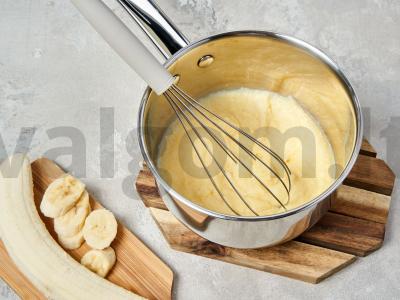 Kukurūzų košė su bananais Žingsnis 1