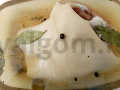 Skanus marinate keptas kiaulienos kumpis Žingsnis 1