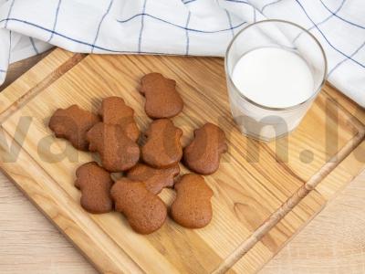 Imbieriniai cinamono meduoliai be kiaušinių pagrindine nuotrauka
