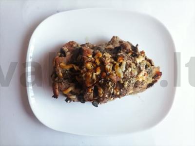 Marinuota kiaulienos mentė pagrindine nuotrauka