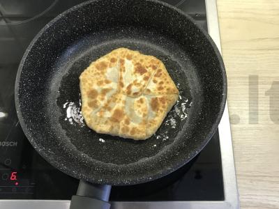 Moldoviškas placindas su kopūstais Žingsnis 8