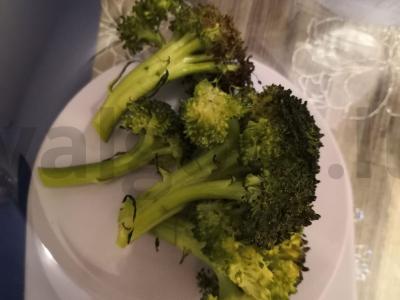 Kepti brokoliai pagrindine nuotrauka