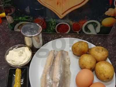 Bulvių salotos su silke Žingsnis 1