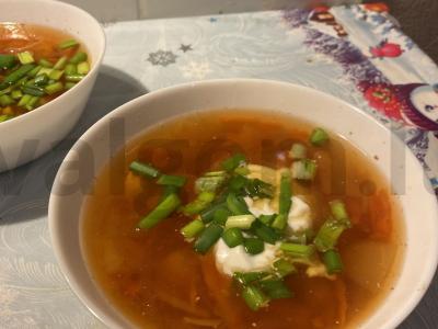 Raudonieji barščiai be kepimo pagrindine nuotrauka