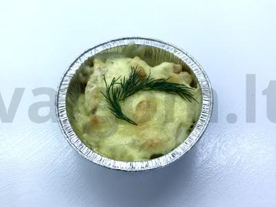 Klasikinis julienas su grybais ir vištiena bet kokiam patiekalui pagrindine nuotrauka