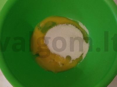 Minkšti varškės keksiukai su maskarponės kremu Žingsnis 1