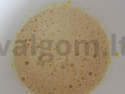 Ažūriniai mieliniai blyneliai Žingsnis 2