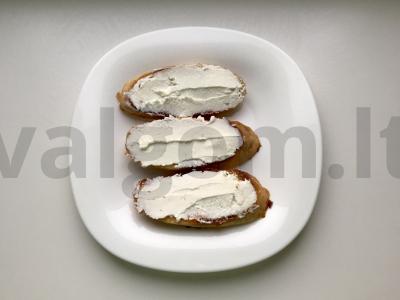 Crostini su marinuotomis slyvomis Žingsnis 3